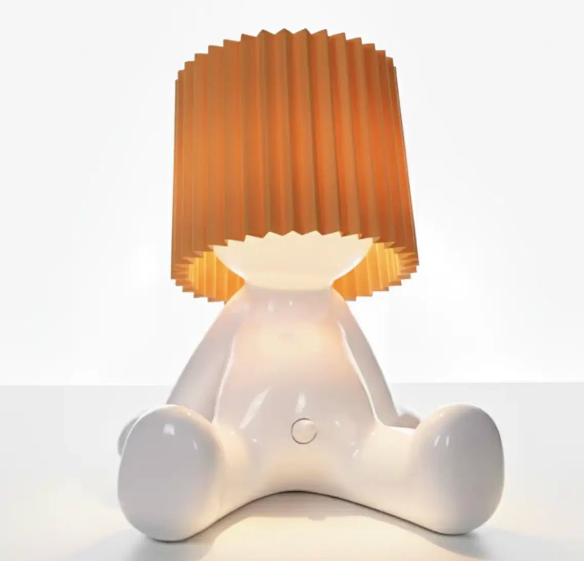 Leo Lamp - Sitting orange